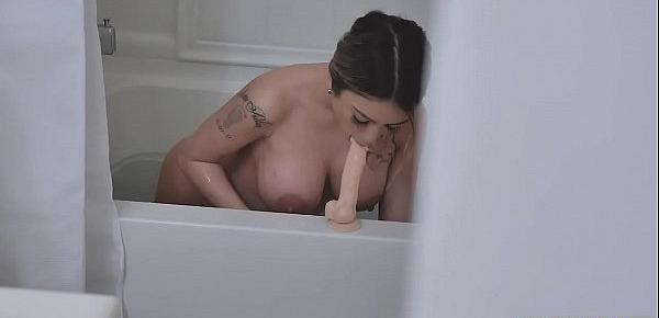  Inked MILF stepmom pleases her legendary pussy in bath